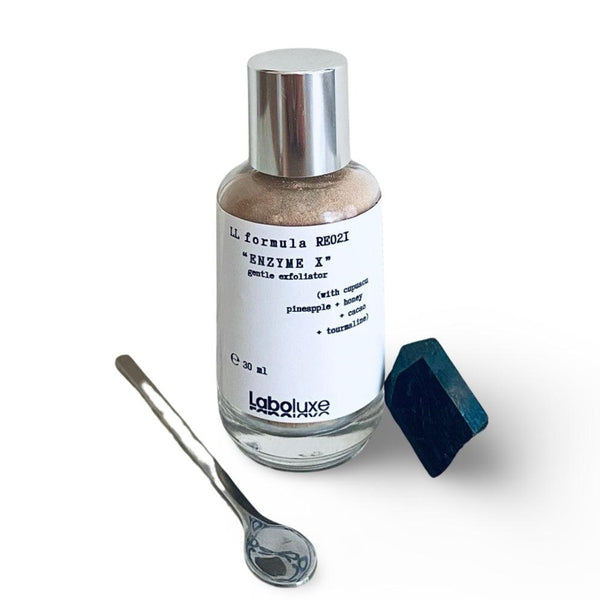Soft Enzyme Exfoliator with Rhassoul Clay, Pineapple, and Honey Enzymes, 30g Bottle.